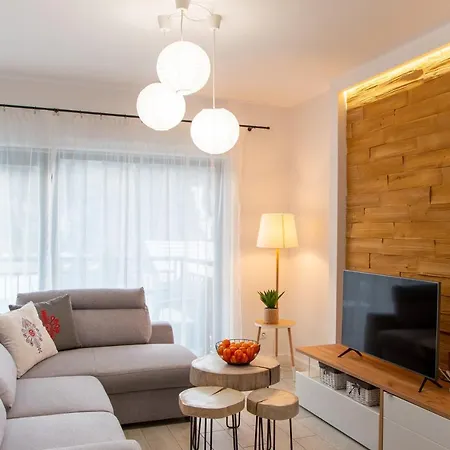 Szczyrkowskie & Fun 8 Z Balkonem - Sauna I Jacuzzi Apartamento *